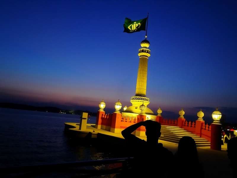 Hussain Sagar Heroes Game Screenshot